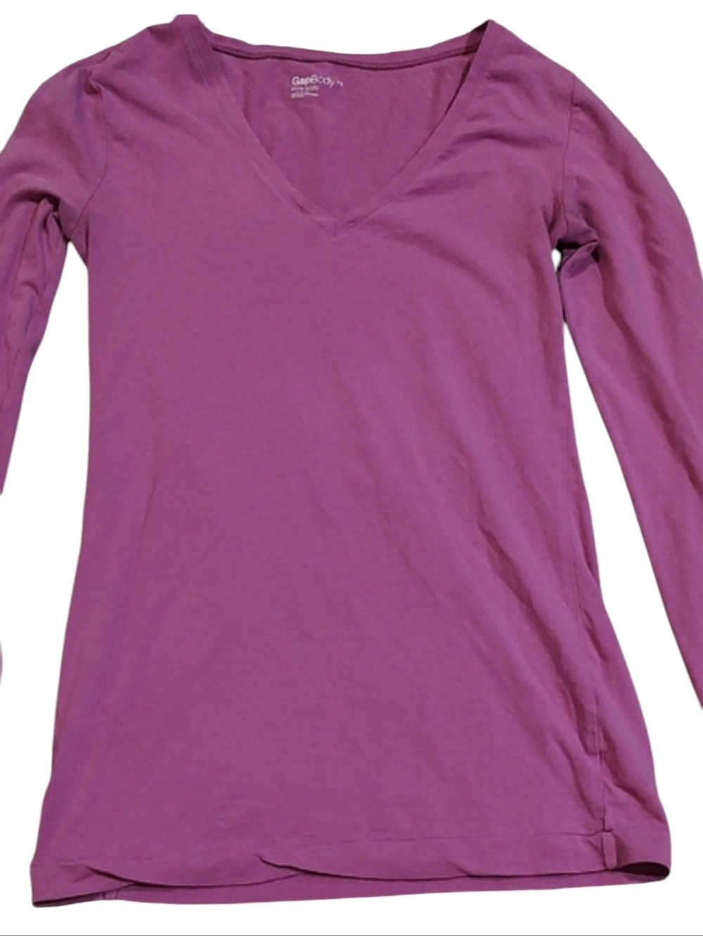 GAP Body Women's Long Sleeve V-Neck Tee in Purple (#C1026)